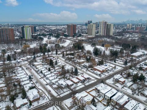 Photo 15 at 55 Donside Drive, Birchmount, Toronto