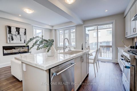 Photo 16 at 18 Mace Avenue, Rural Richmond Hill, Richmond Hill