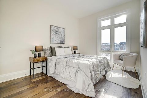 Photo 30 at 18 Mace Avenue, Rural Richmond Hill, Richmond Hill