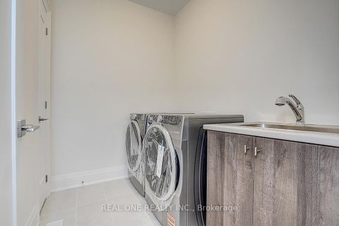 Photo 37 at 18 Mace Avenue, Rural Richmond Hill, Richmond Hill