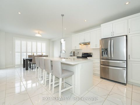 Photo 10 at 14 Longworth Avenue, Rural Richmond Hill, Richmond Hill