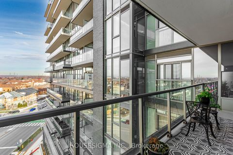 Photo 18 at 708 - 10 Gatineau Drive, Beverley Glen, Vaughan