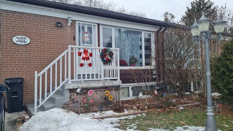 Photo 1 at 124 Overture Road, West Hill, Toronto