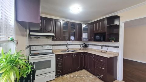 Photo 14 at 124 Overture Road, West Hill, Toronto