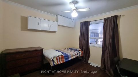 Photo 15 at 124 Overture Road, West Hill, Toronto