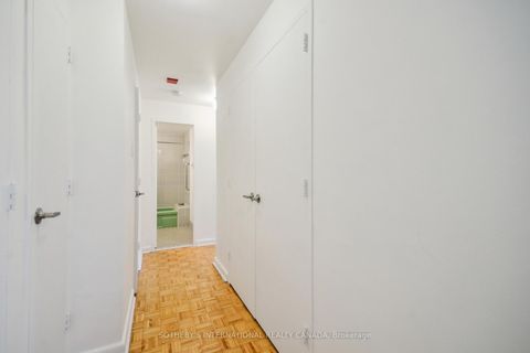 Photo 11 at 512 - 120 Rosedale Valley Road, Moore Park, Toronto