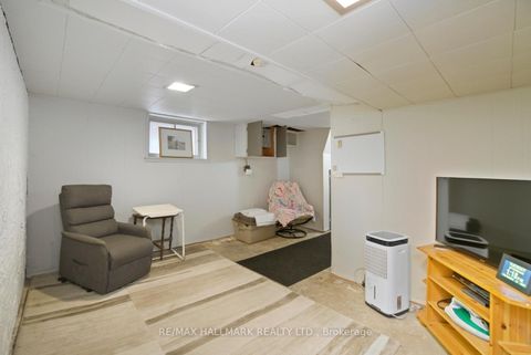 Photo 10 at 130 Elmer Avenue, The Beaches, Toronto