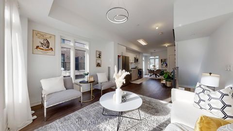 Photo 6 at 32 SPRUCE PINES Crescent, Victoria Village, Toronto