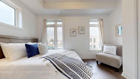 Photo 14 at 32 SPRUCE PINES Crescent, Victoria Village, Toronto