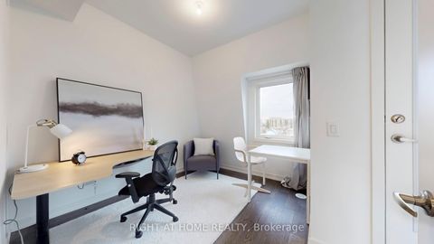 Photo 21 at 32 SPRUCE PINES Crescent, Victoria Village, Toronto