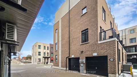 Photo 28 at 32 SPRUCE PINES Crescent, Victoria Village, Toronto