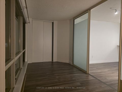 Photo 7 at 2513 - 1001 Bay Street, Bay Street Corridor, Toronto