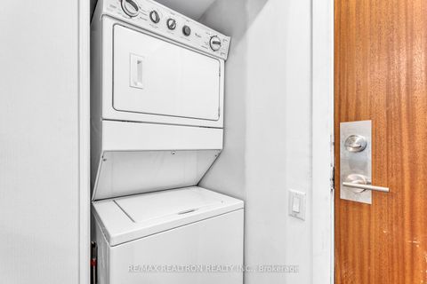 Photo 38 at 1807 - 30 Canterbury Place, Willowdale West, Toronto