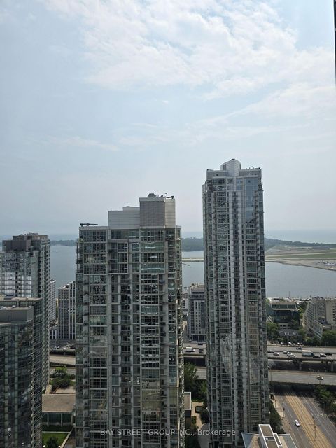 Photo 18 at 4210 - 1 Concord CityPlace Way, Waterfront Communities C1, Toronto