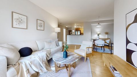 Photo 2 at 301 - 7 Lorraine Drive, Willowdale West, Toronto