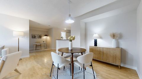 Photo 6 at 301 - 7 Lorraine Drive, Willowdale West, Toronto