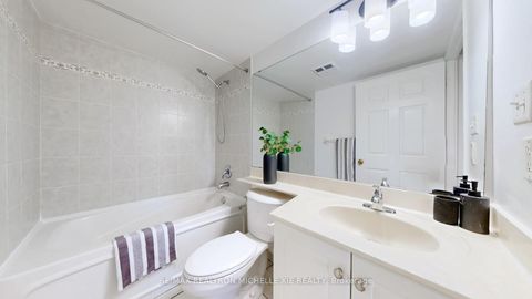 Photo 12 at 301 - 7 Lorraine Drive, Willowdale West, Toronto