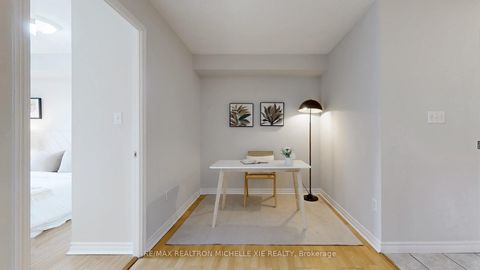 Photo 15 at 301 - 7 Lorraine Drive, Willowdale West, Toronto