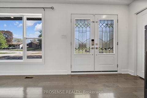 Photo 5 at 8 Vanderbrent Crescent, Richview, Toronto