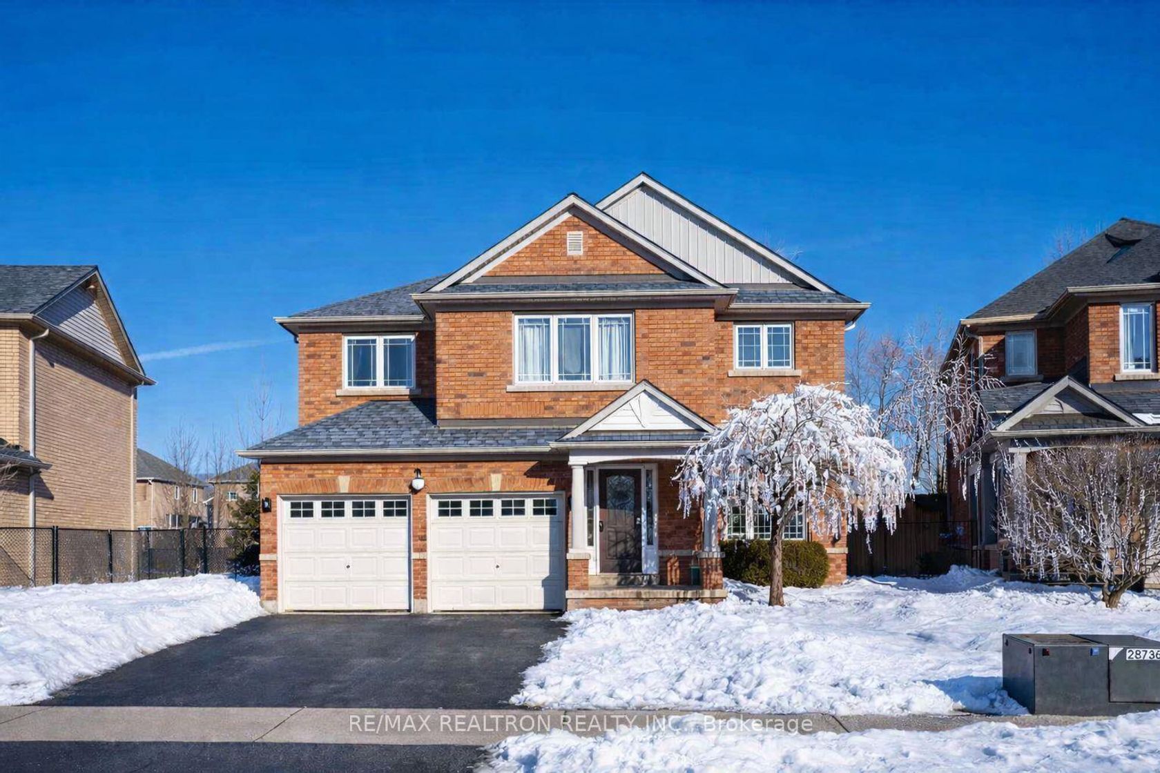 18 Pegasus Drive, Oak Ridges, Richmond Hill 