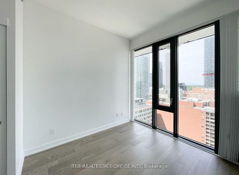 Photo 8 at 2113 - 161 Roehampton Avenue W, Mount Pleasant West, Toronto