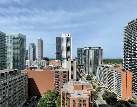 Photo 12 at 2113 - 161 Roehampton Avenue W, Mount Pleasant West, Toronto