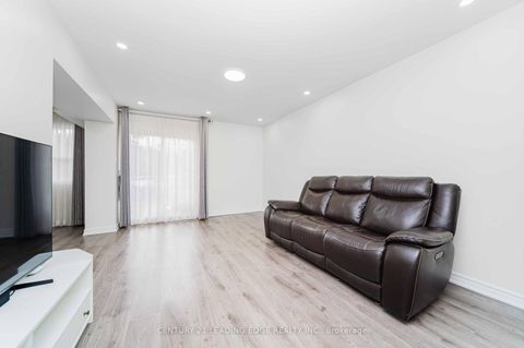 Photo 1 at 52 - 55 Brimwood Boulevard, Agincourt North, Toronto