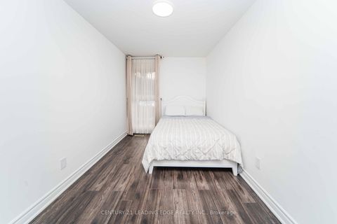 Photo 11 at 52 - 55 Brimwood Boulevard, Agincourt North, Toronto