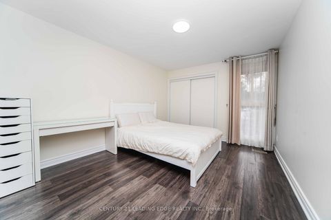 Photo 12 at 52 - 55 Brimwood Boulevard, Agincourt North, Toronto