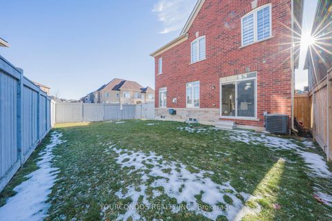 Photo 3 at 100 Beckett Avenue, Holland Landing, East Gwillimbury