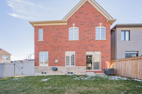 Photo 4 at 100 Beckett Avenue, Holland Landing, East Gwillimbury