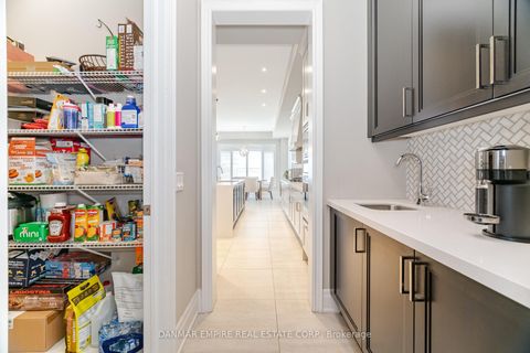 Photo 12 at 386 Tudor Avenue, WO West, Oakville