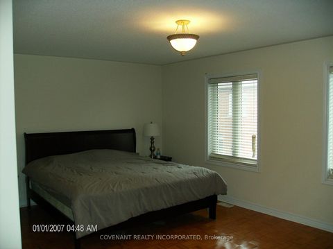 Photo 14 at 51 Campi Road, Vellore Village, Vaughan