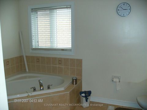 Photo 17 at 51 Campi Road, Vellore Village, Vaughan