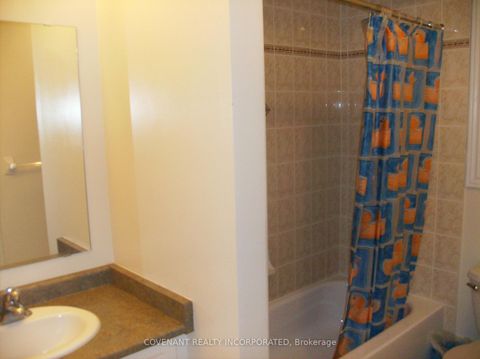 Photo 24 at 51 Campi Road, Vellore Village, Vaughan