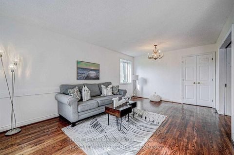 Photo 4 at 44 Frontenac Avenue, Nortown, Toronto