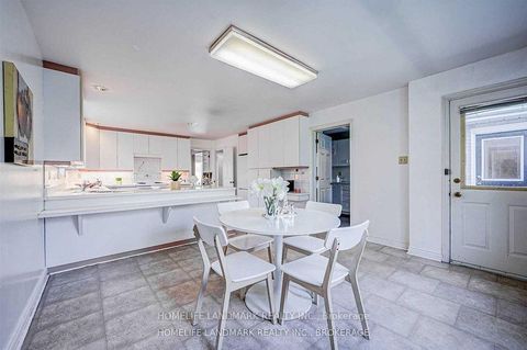 Photo 9 at 44 Frontenac Avenue, Nortown, Toronto