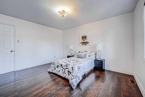 Photo 24 at 44 Frontenac Avenue, Nortown, Toronto