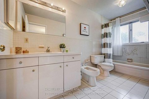Photo 30 at 44 Frontenac Avenue, Nortown, Toronto