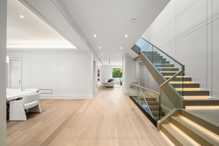 Photo 6 at 38 Howard Drive, Bayview Village, Toronto