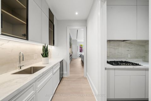 Photo 11 at 38 Howard Drive, Bayview Village, Toronto