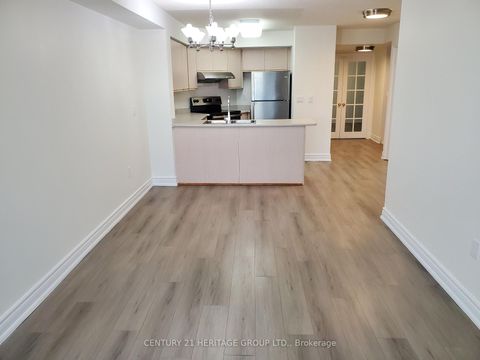 Photo 13 at 307 - 1 Hycrest Avenue, Willowdale East, Toronto