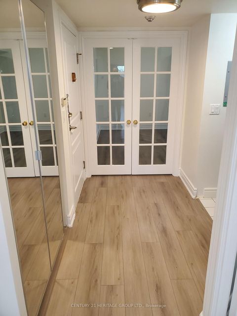 Photo 15 at 307 - 1 Hycrest Avenue, Willowdale East, Toronto