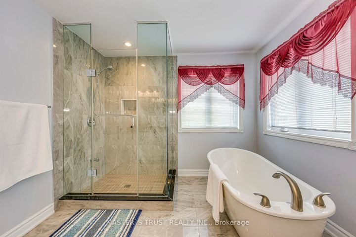 Photo 35 at 66 Snow Leopard Court, Wellington, Brampton