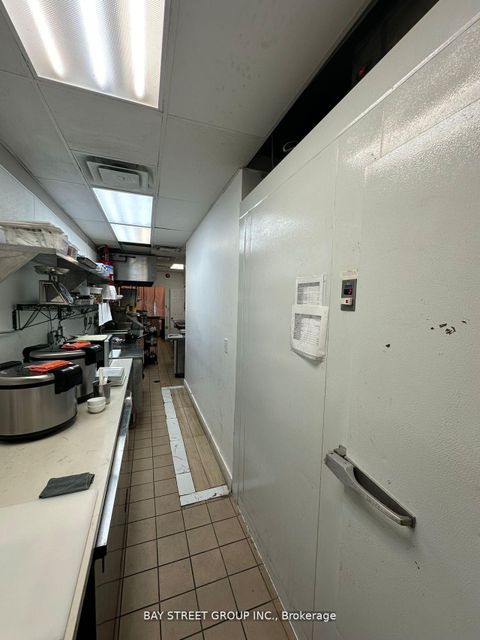 Photo 6 at #100 - 510 Yonge Street, Bay Street Corridor, Toronto