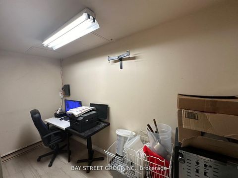 Photo 8 at #100 - 510 Yonge Street, Bay Street Corridor, Toronto