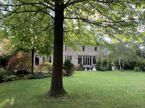 Photo 2 at 785 Clarence Street, Islington Woods, Vaughan