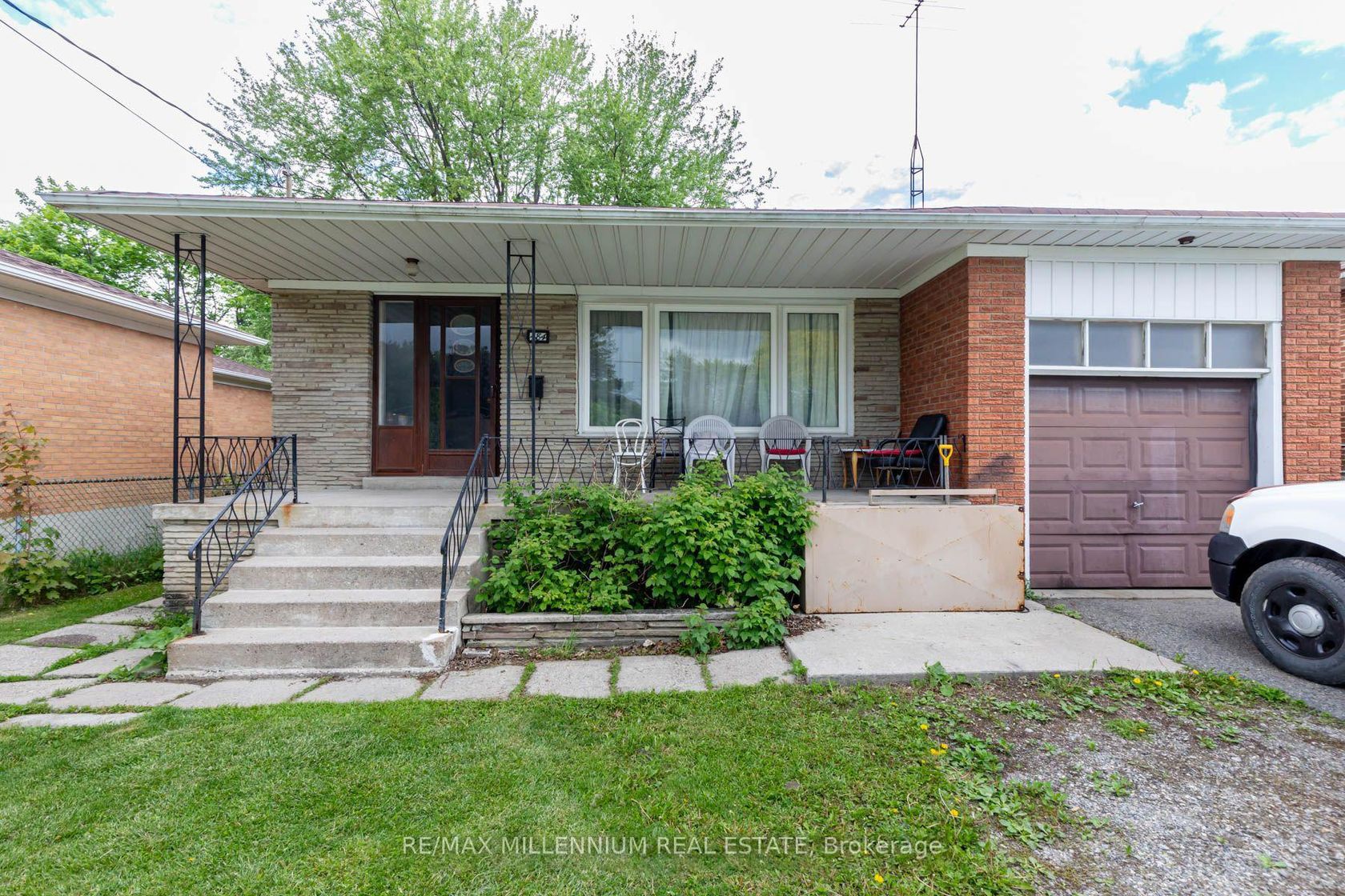 484 Drewry Avenue, Newtonbrook West, Toronto 