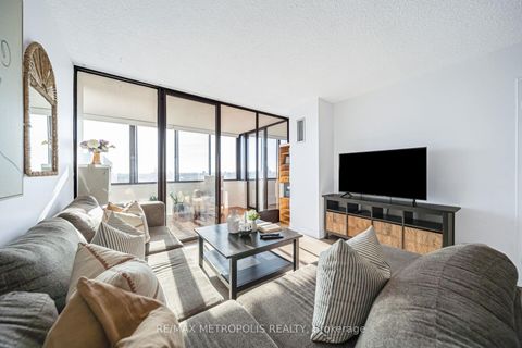 Photo 13 at 2212 - 2330 Bridletowne Circle, L'Amoreaux, Toronto