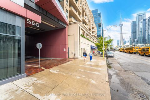 Photo 1 at 821 - 560 Front Street W, Waterfront Communities C1, Toronto